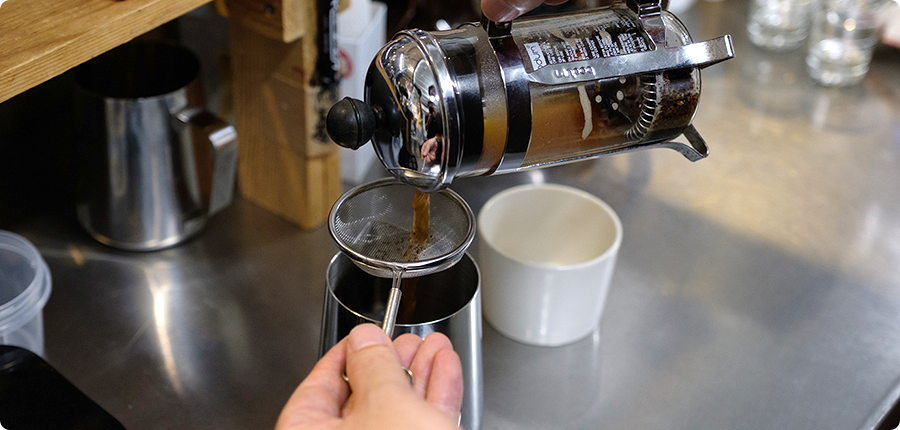 カリオモンズコーヒーロースターでおいしいコーヒー